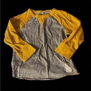 GAP Kids Yellow and Gray Long Sleeve Tee